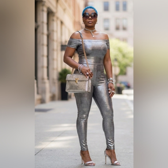 Kurt Geiger Handbags - Kurt Geiger Metallic Grid Shoulder Bag W/Dust Bag NWT